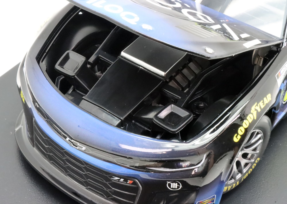 1/24 ライオネルレーシング RECOGNI シボレー カマロ ”キミ ライコネン