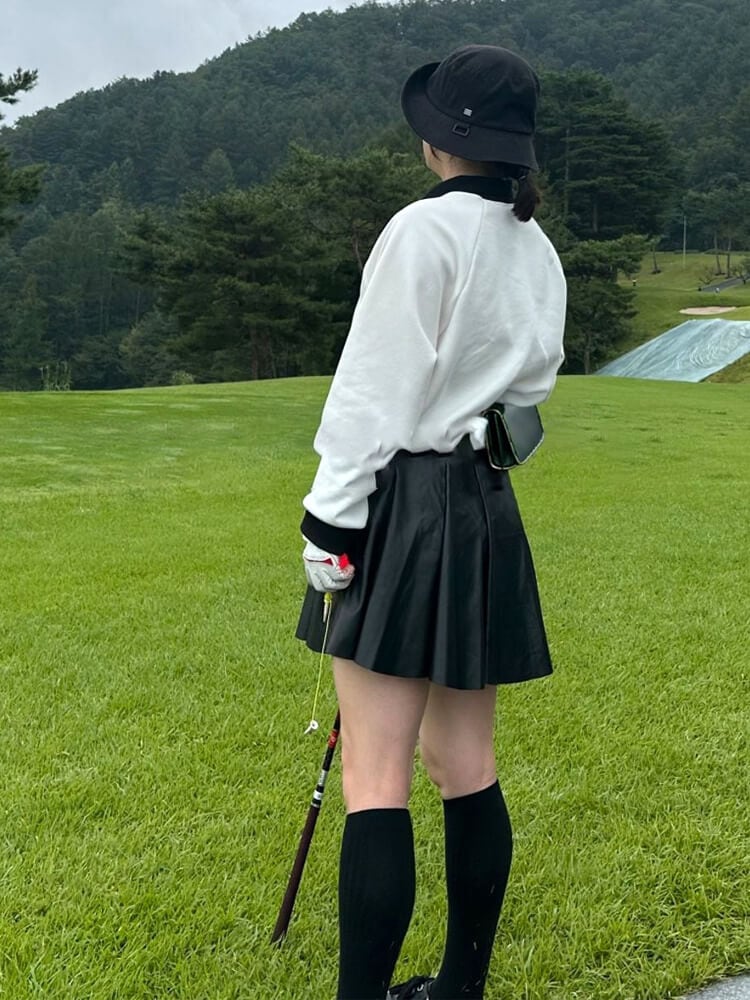 韓国ゴルフウェア フレアライン フェイクレザー スカート | スポーツ