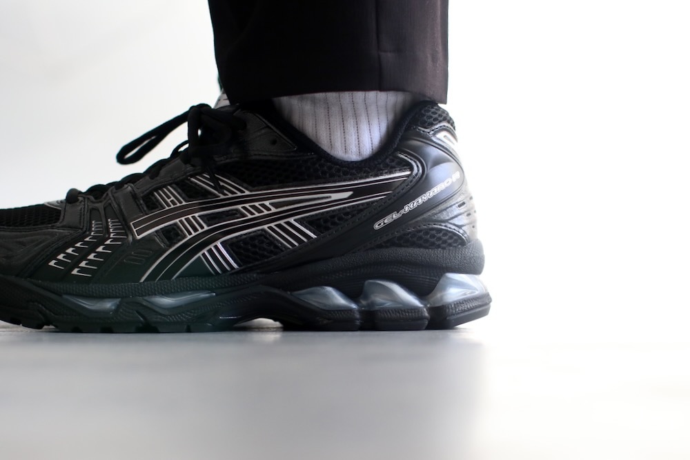 ASICS (アシックス) 