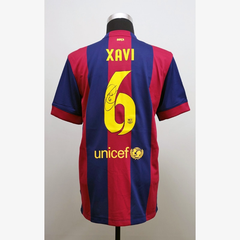 シャビ直筆サイン入りバルセロナ14/15ホームユニフォーム | THE DUGOUT