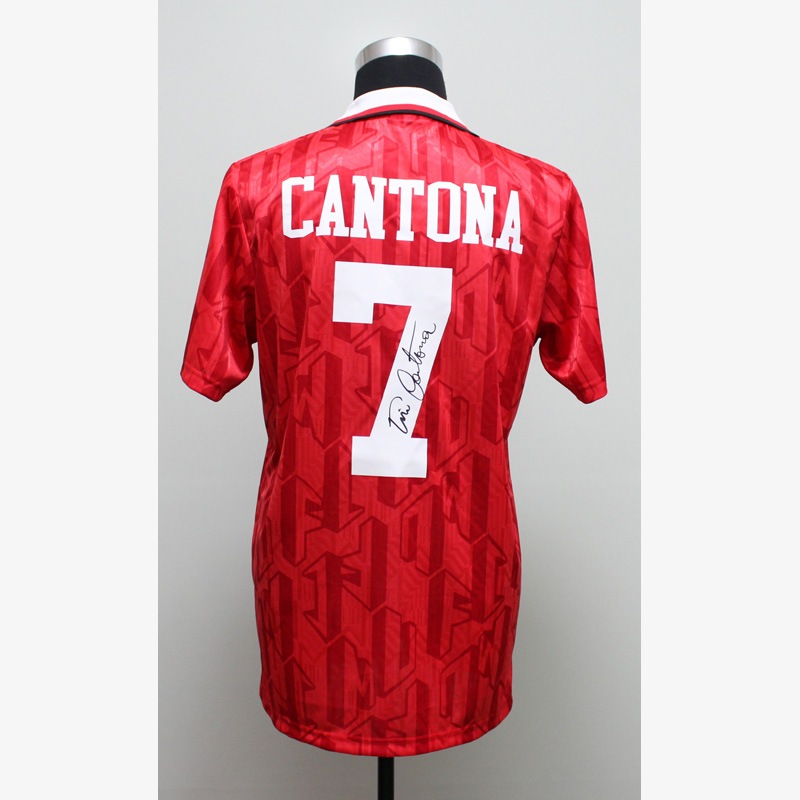 カントナ直筆サイン入りマンチェスターU93/94復刻版ホーム