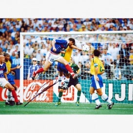 ジネディーヌ・ジダン直筆サイン入りメモラビリアを販売 - THE DUGOUT