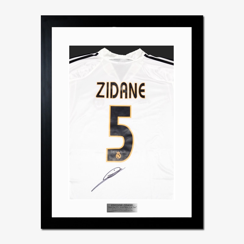 ジダン直筆サイン入りレアルマドリード04/05ホームユニフォーム特製