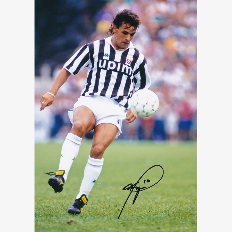 バッジョ直筆サイン入りユベントス90/91フォト | THE DUGOUT