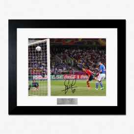 ダビド・シルバ直筆サイン入りメモラビリアを販売 - THE DUGOUT