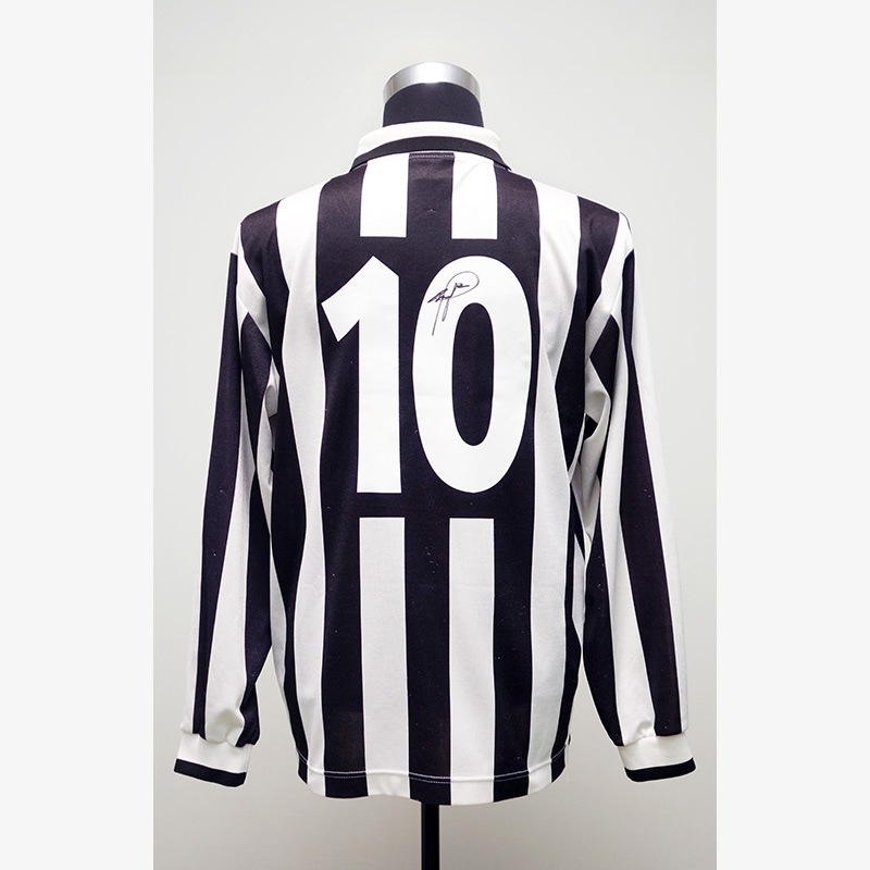 バッジョ直筆サイン入りユベントス94/95ホームユニフォーム | THE DUGOUT