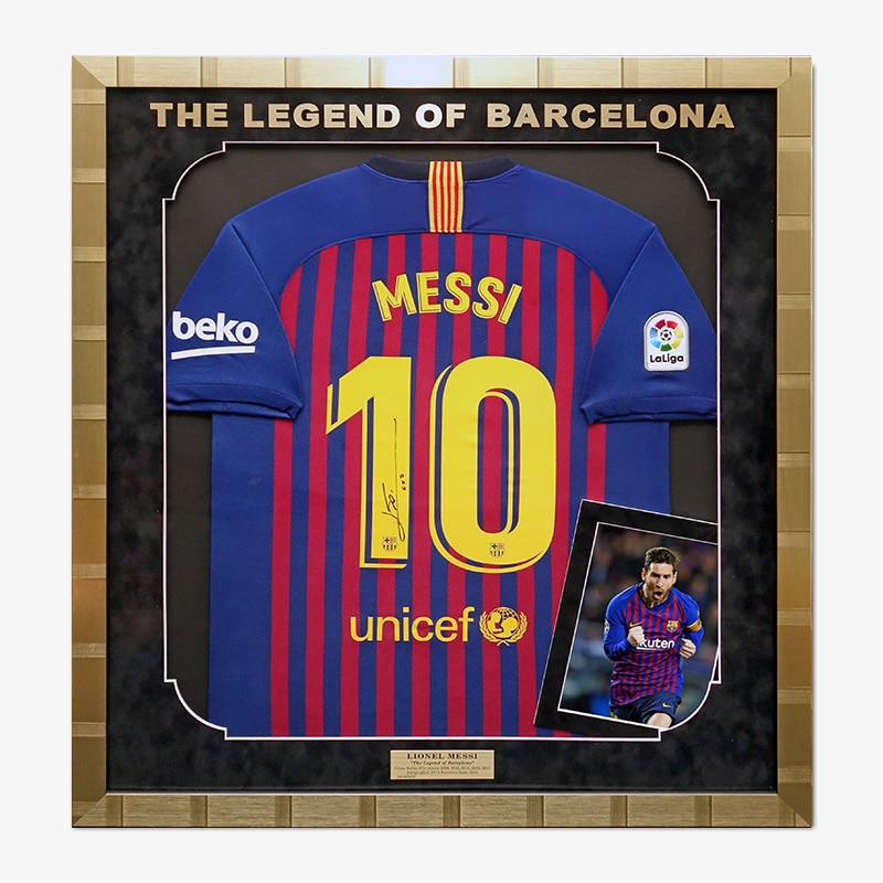 メッシ直筆サイン入りバルセロナ18/19ホームユニフォーム特製フレーム