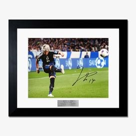 サッカー直筆サイン入りフォト(代表チーム)を販売 - THE DUGOUT