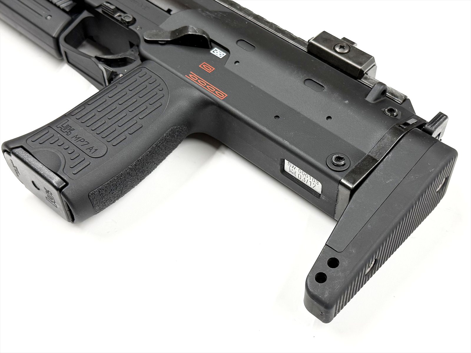 特選中古品】コンパクト電動ガン 東京マルイ H&K MP7A1 ブラック 多段