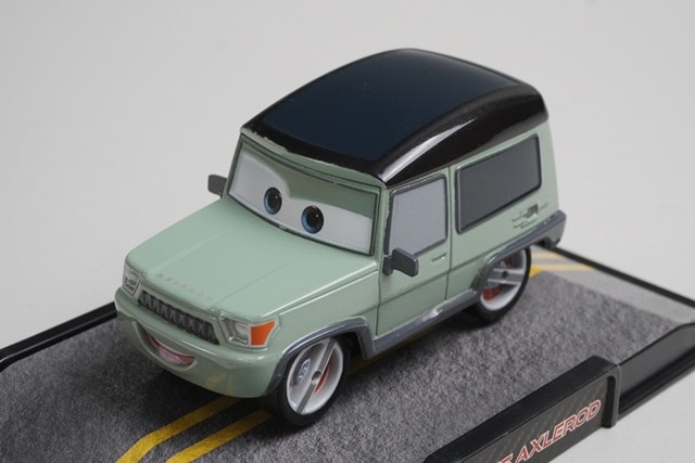 ディズニーストア カーズ2 マイルズ・アクセルロッド, Boost Gear