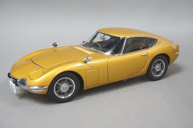 1/18 オートアート 78749 トヨタ 2000 GT クーペ ゴールド, Boost Gear
