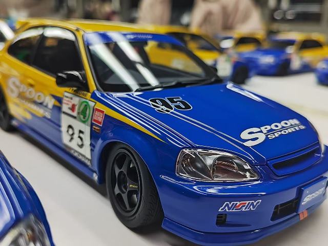 新品 M85014 モーターヘリックス 1/18 ホンダ シビック タイプR(EK9
