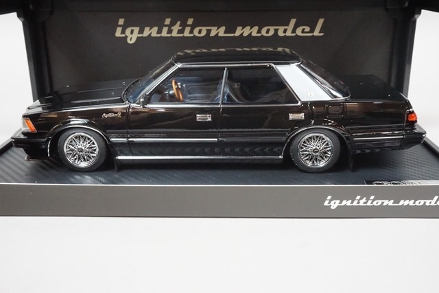 1/18 イグニッションモデル IG2057 トヨタ クラウン (120) 2.8 Royal