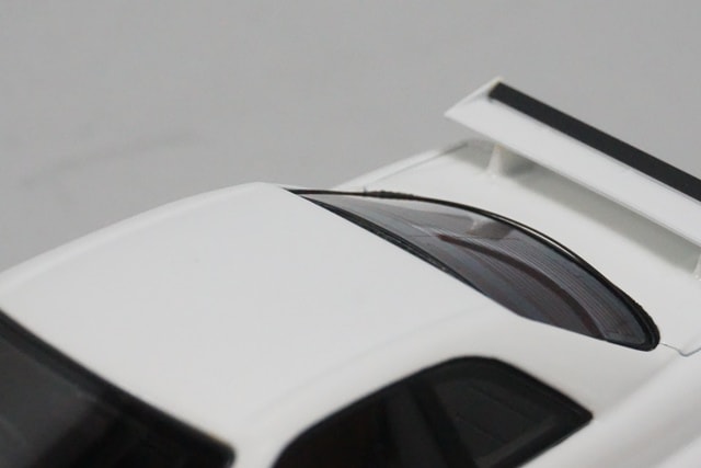 1/43 HPI 8358 日産 スカイライン GT-R V-spec Ⅱ N1 (R34) ホワイト