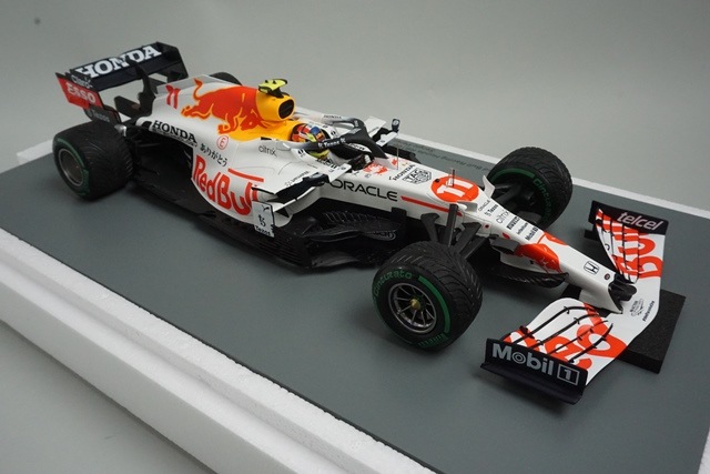 1/18 スパーク 18S606 ホンダ レッドブルレーシング RB16B トルコGP