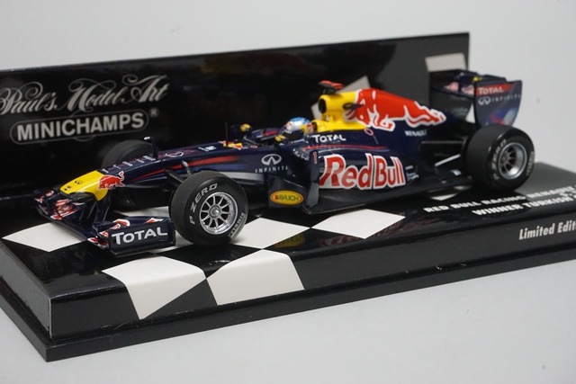 1/43 ミニチャンプス 410110201 レッドブルレーシング ルノー RB7