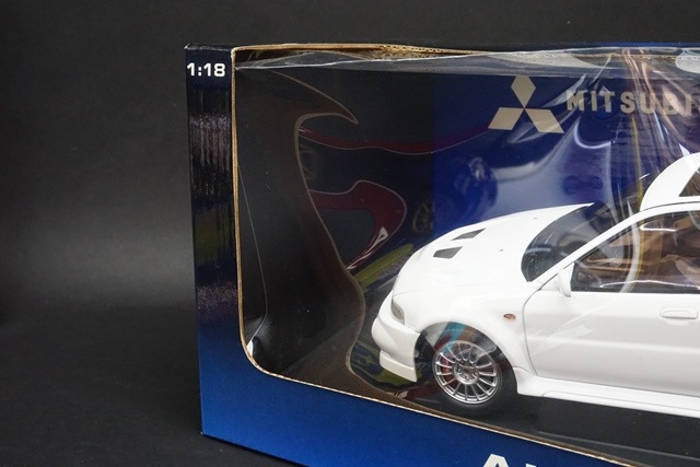 1/18 オートアート 77152 三菱 ランサー エボリューション Ⅵ ホワイト