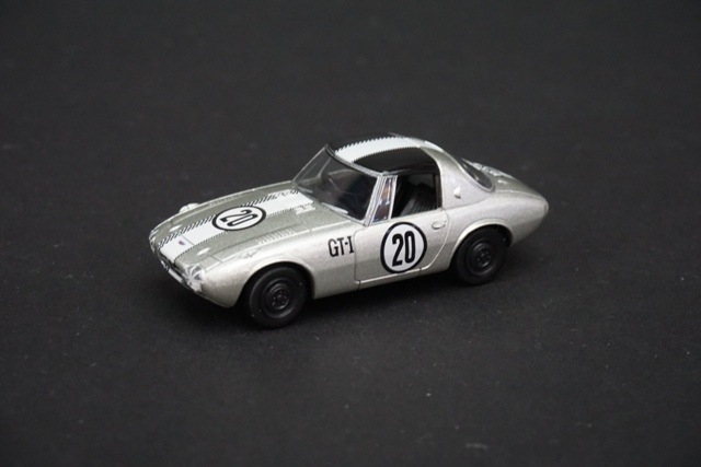 1/64 トミカリミテッドヴィンテージ 日本車の時代07 トヨタスポーツ800