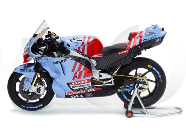 予約 KLW0014-06 KILOWORKS 1/12 ドゥカティ Team GRESINl Racing