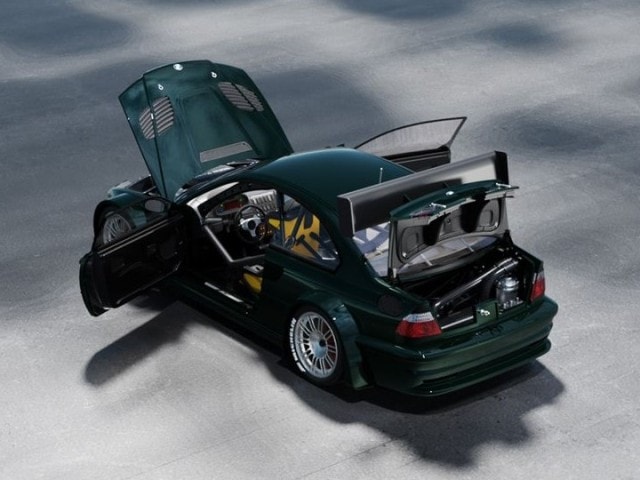 新品 DCM 1/18 BMW M3 GTR E46 Oxford Green フル開閉 カバーケース