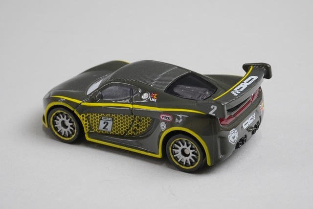 トミカ カーズ ルイス・ハミルトン (カーボンレーサータイプ), Boost