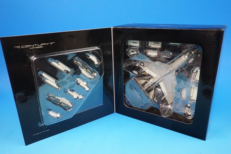 1/72 F-8E クルセイダー アメリカ海軍 VF-162 ハンターズ AH00 1966