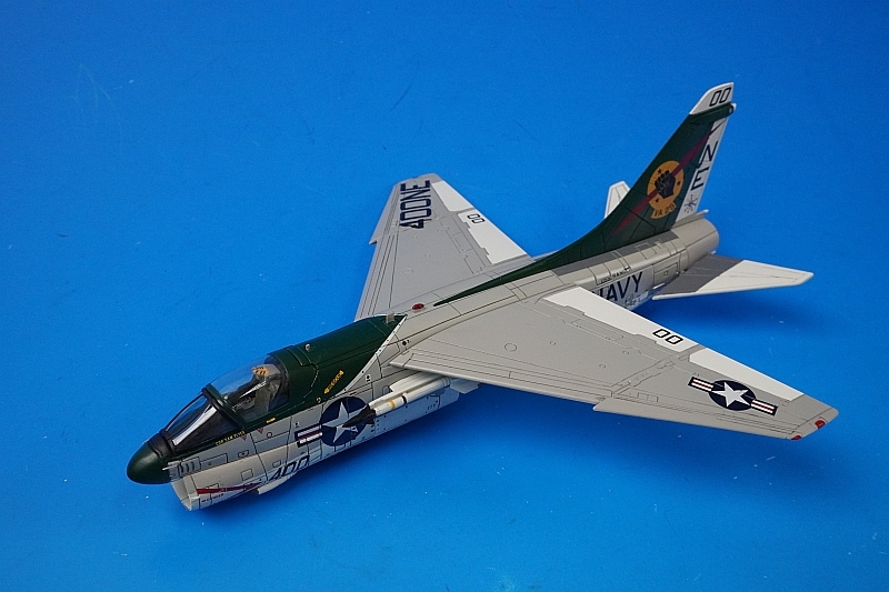 1/72 A-7E コルセアII アメリカ海軍 VA-25 FIST OF THE FLEET NE400
