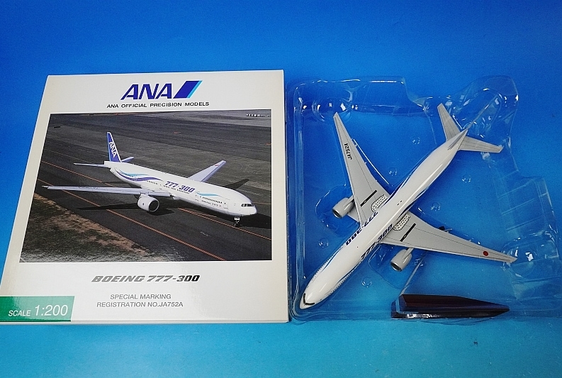 1/200 B777-300 ANA 風塗装 JA752A [NH20012] 全日空商事/中古