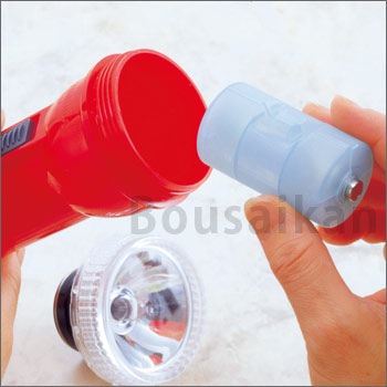 単3が単1になる電池アダプターADC-310[ブルー] ｜ あんしんの殿堂 防災館