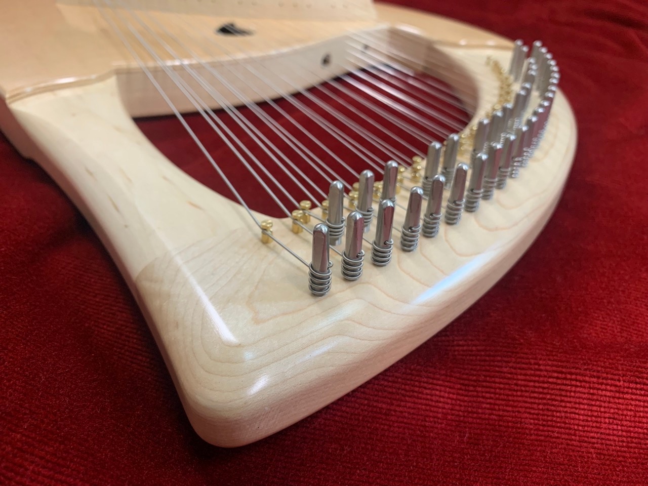 SANSOライアーⅡ (37弦) ※艶あり塗装(新ﾀｲﾌﾟ) | 銀座十字屋