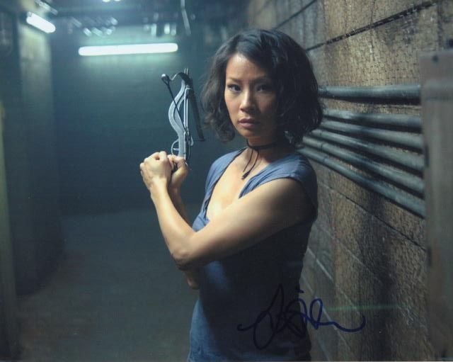 ルーシー・リュー直筆サイン入り写真□ブラッド○UACCRD永久保証