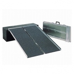 イーストアイ】 ポータブルスロープ PVSシリーズ(2つ折り)【福祉発明品