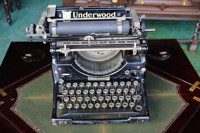 アメリカアンティーク タイプライター UNDERWOOD アンダーウッド