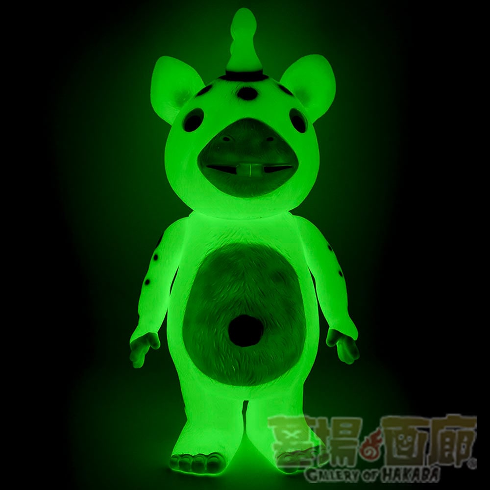 ソフビ】【イヌクマ】快獣ブースカ ジャイアント 蓄光タイプ