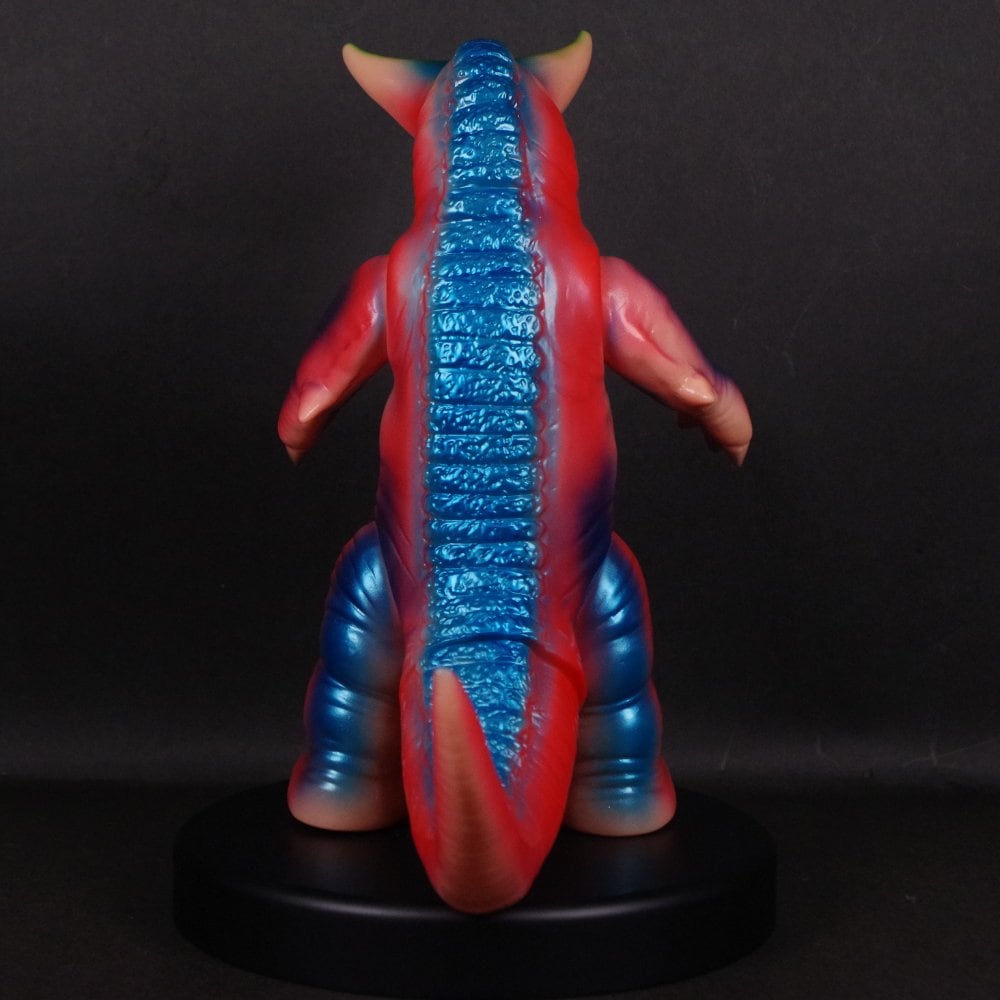 ソフビ/ブルマァク BULLMARK/ウルトラマン/ゴモラ/レトロカラー｜墓場