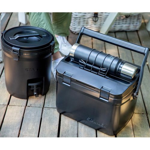 スタンレー STANLEY クーラーボックス 15.1L ピュアブラック | GLAGH