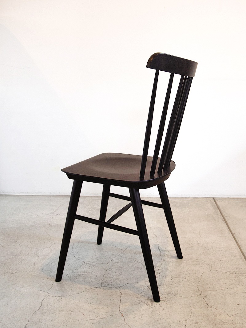 TO-35 Dark アイロニカ チェア TON チェア｜イデア