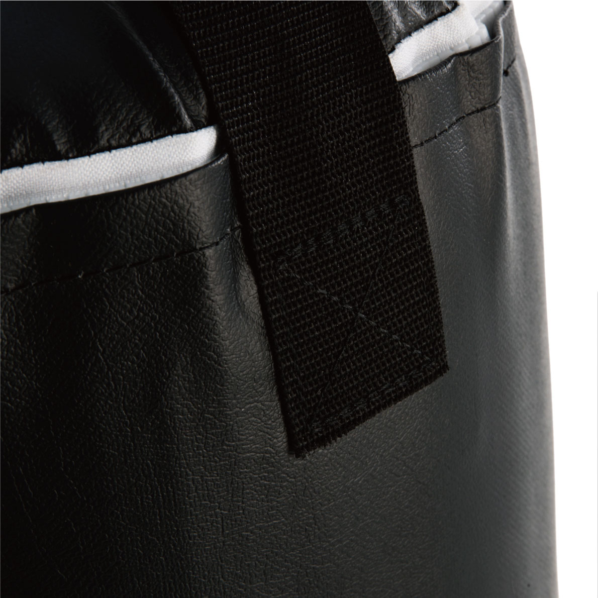 スタンダードヘビーバッグ 32KG／70L（UHK-69745）《総合格闘技UFC