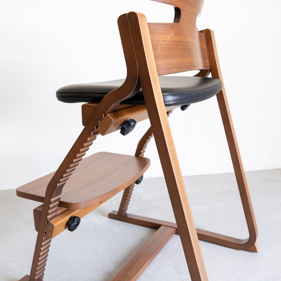 OUTLET】アップライトチェア ウォールナット | SALEアウトレット