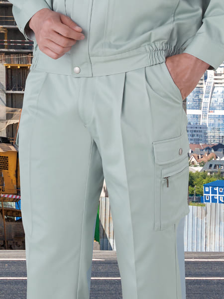 DESK】 682 ツータックカーゴパンツ [秋冬]通販ページ│自重堂＜公式