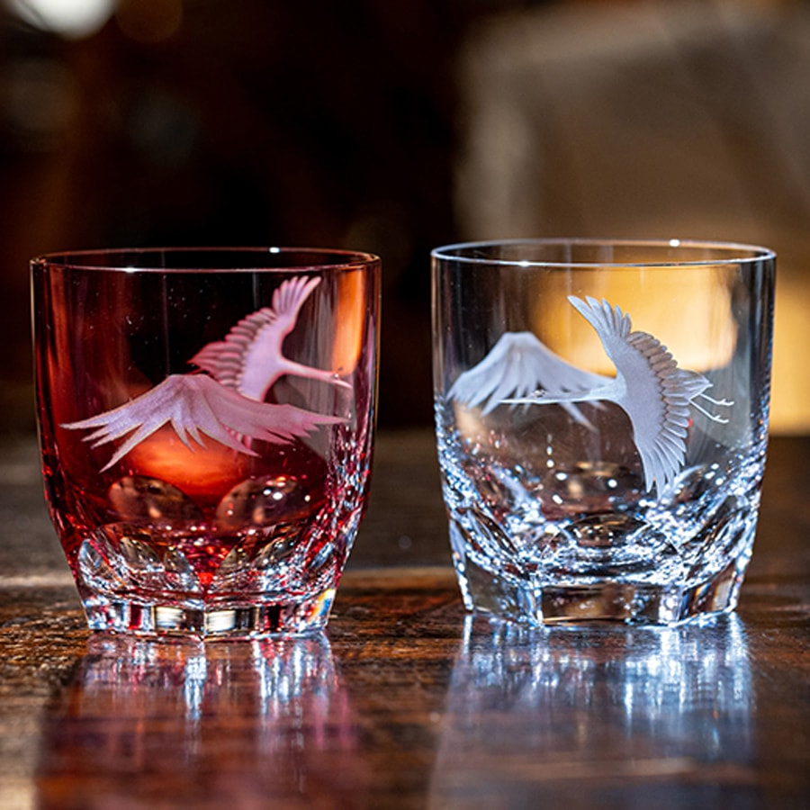 ロックグラス＜鶴と富士山＞赤 KAGAMI | ロックグラス | 伝統工芸品