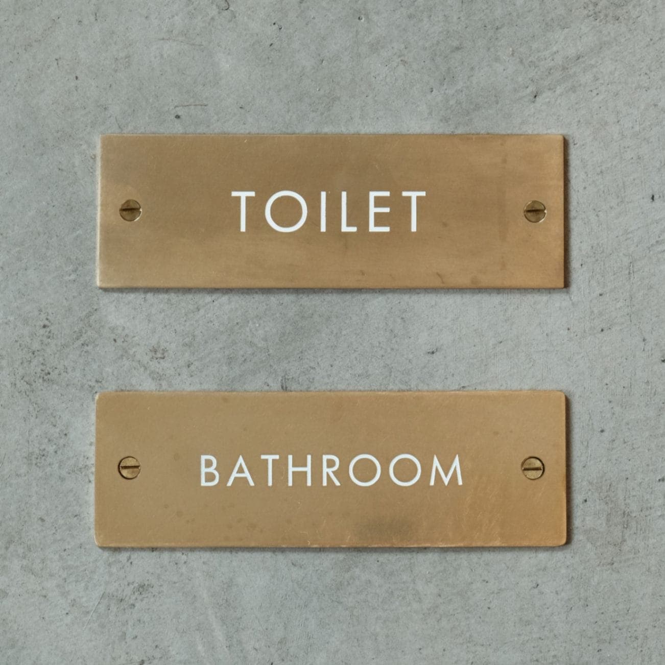 ネームサイン TOILET ／BATHROOM（真鍮） | 看板,サインプレート