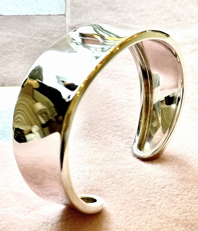 すごく素早い925クロス ＋字架トライ バル 草模様 バングル SV925