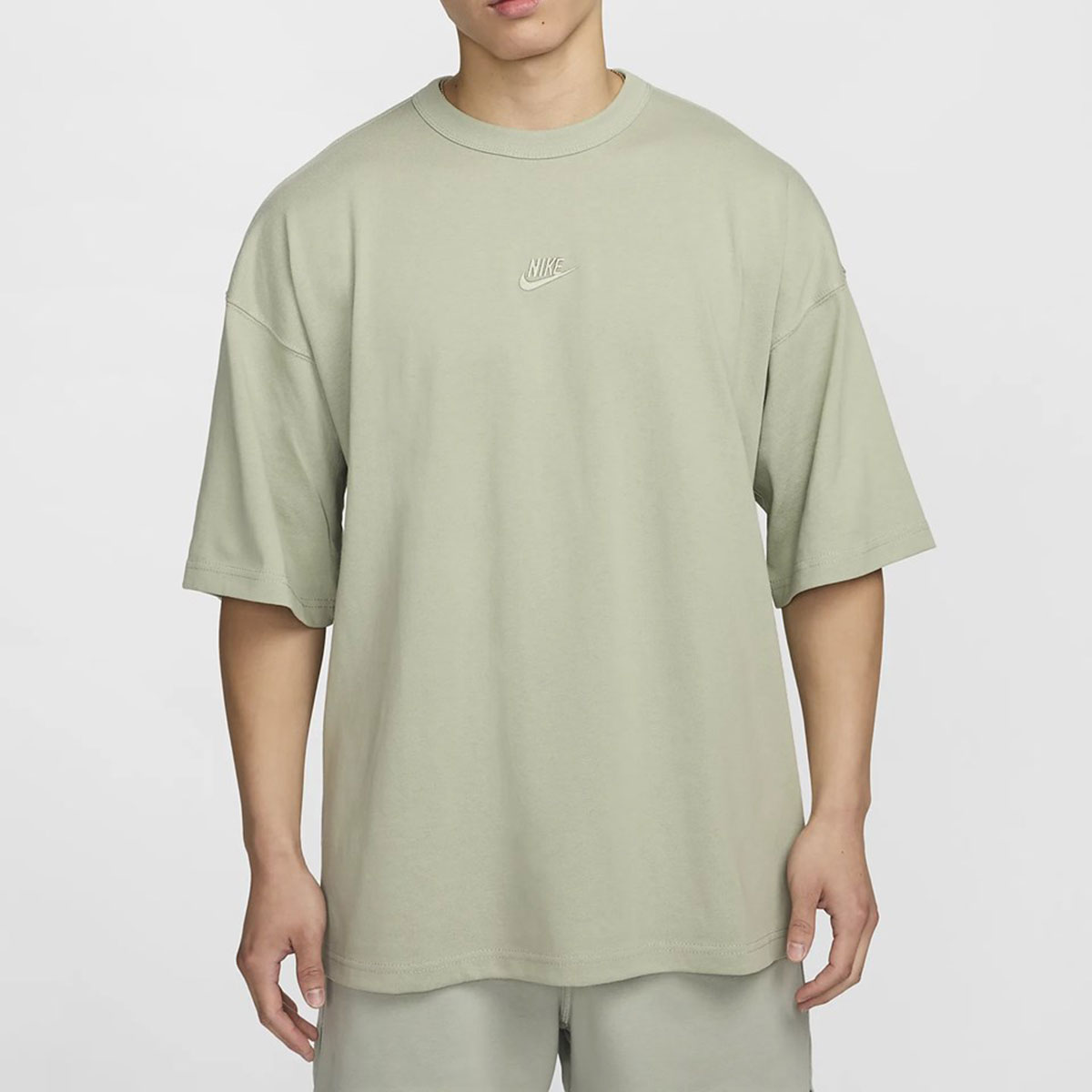 NIKE ナイキ NSW OS PREM ESSNTL L/S FA 半袖Tシャツ GREEN グリーン