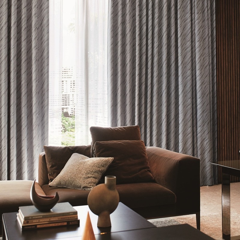 ○新商品 | ＜遮光2級＞艶を秘めたグレートンが美しい遮光カーテン【SI