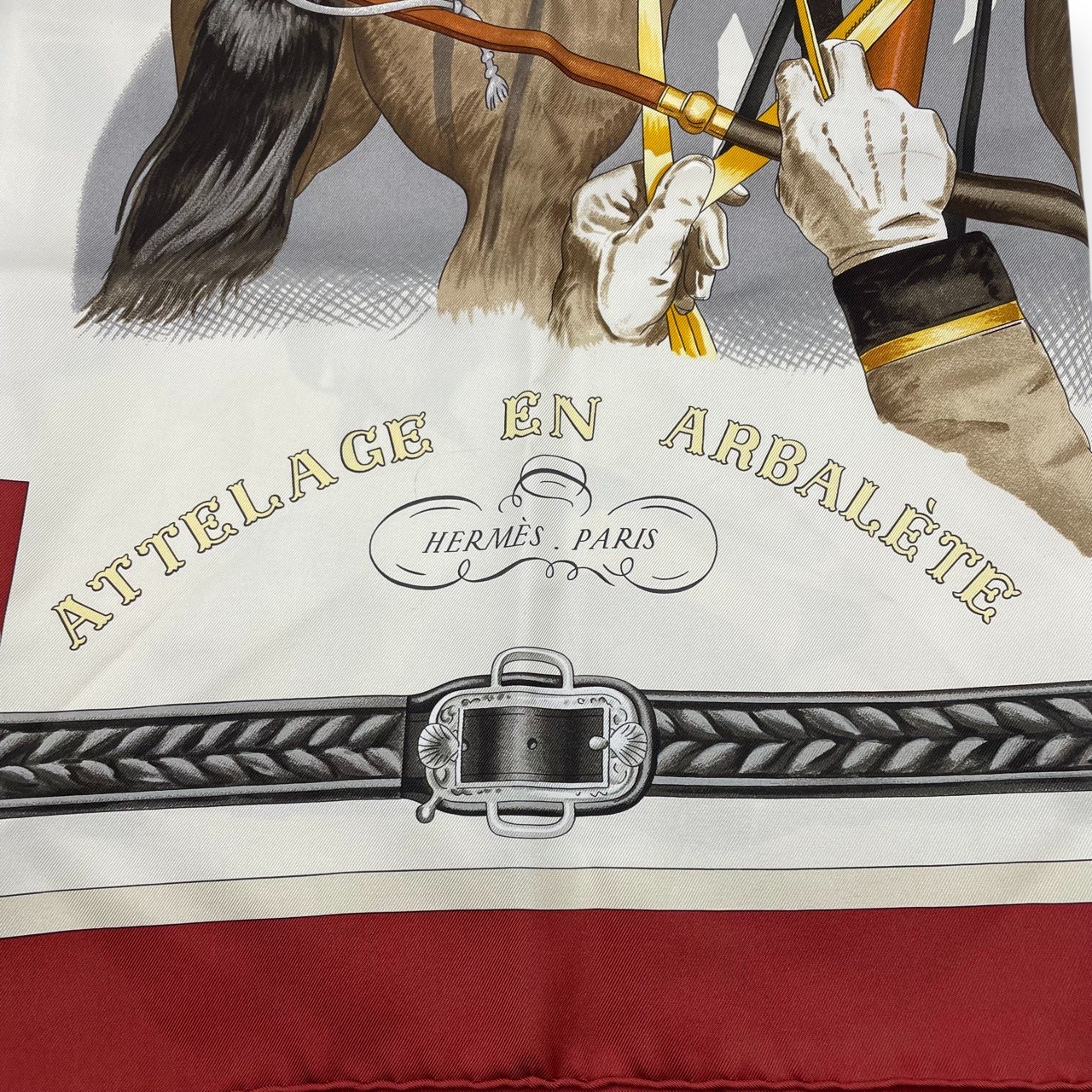 エルメス カレ 90 弓形連結 レッド/ブラウン/ベージュ シルク100