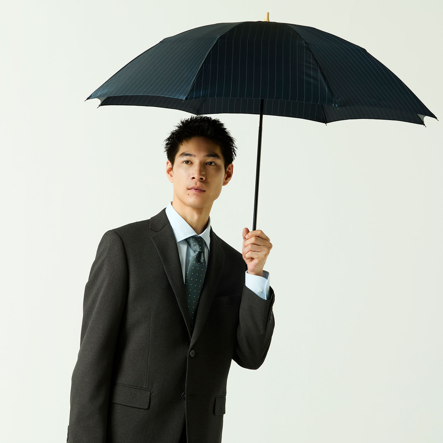 メンズ雨傘】ピンストライプ-折りたたみ-ネイビー｜トンボ洋傘前原光榮