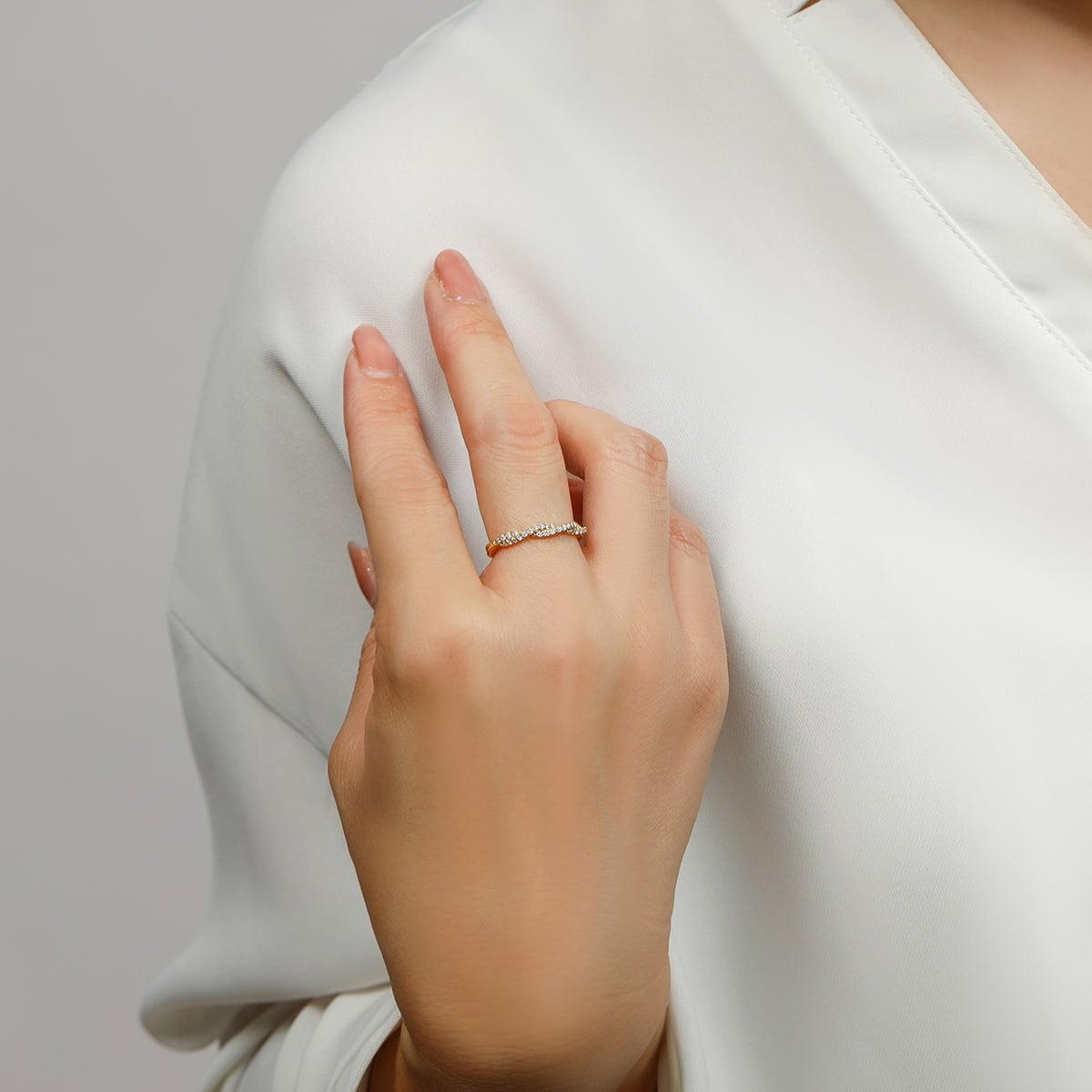 ツイスト ダイヤモンド リング /b0235da ジュエリー専門店 malvaceae