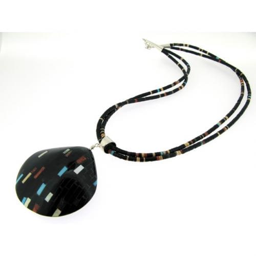 サントドミンゴ族 ヒシネックレス ｜マライカ公式通販