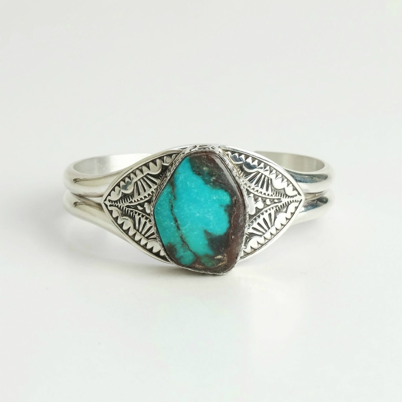 Steve Yellowhorseスティーブイエローホースのバングル｜マライカ公式通販